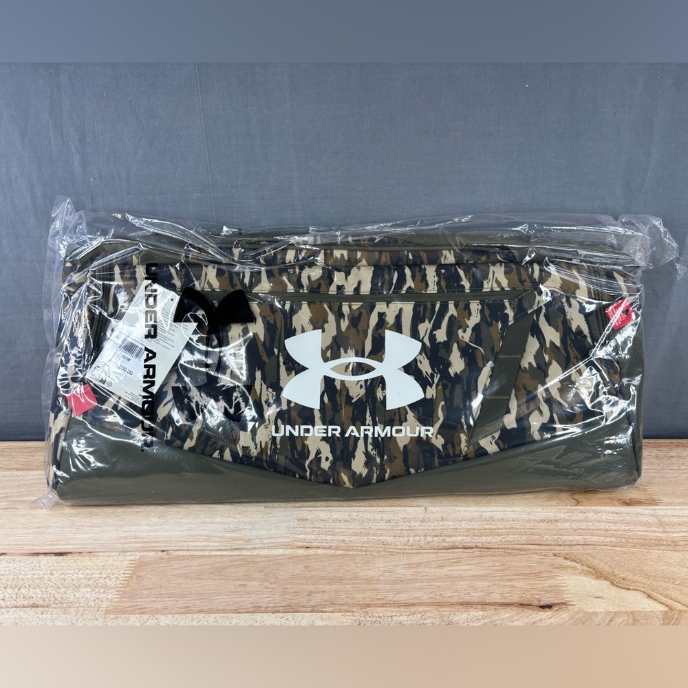 Under Armour UA Undeniable 5.0 Medium Camo Duffle Bag $50 Retail - Brand New - Picture 3 of 5